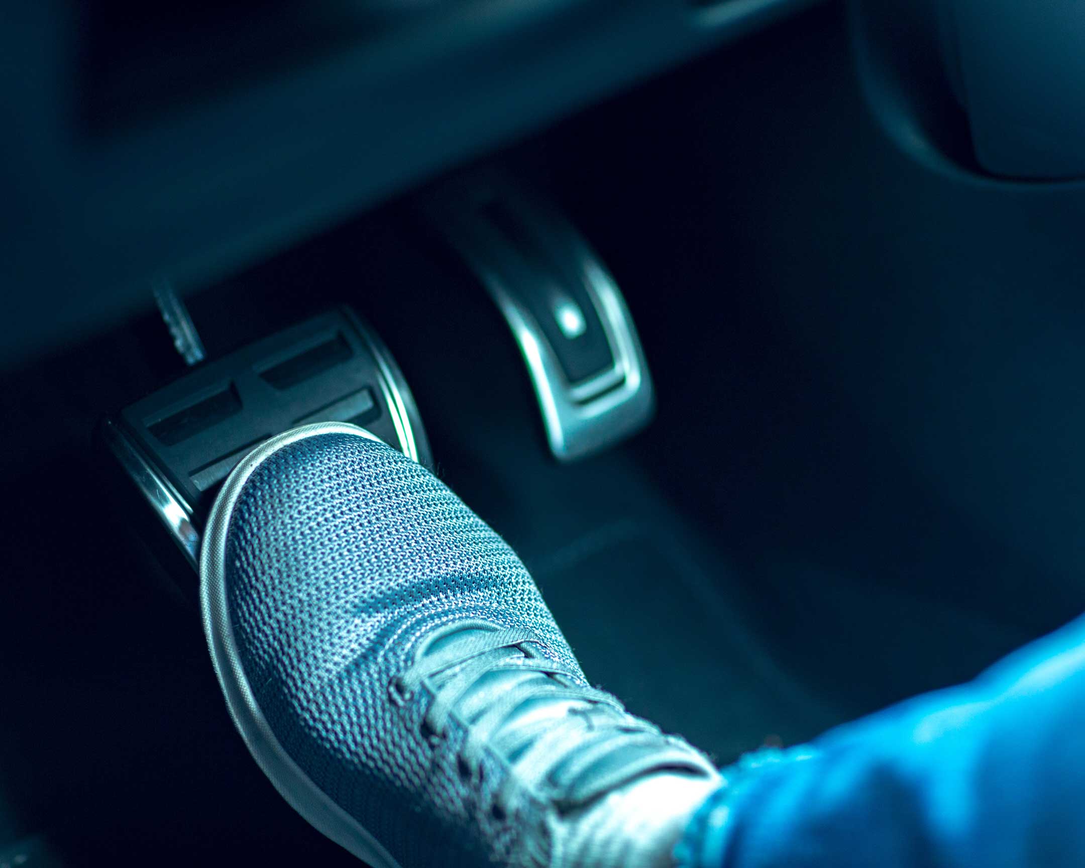 Quotelab 5 Car Safety Features That Can Help You Save - QuoteLab.com